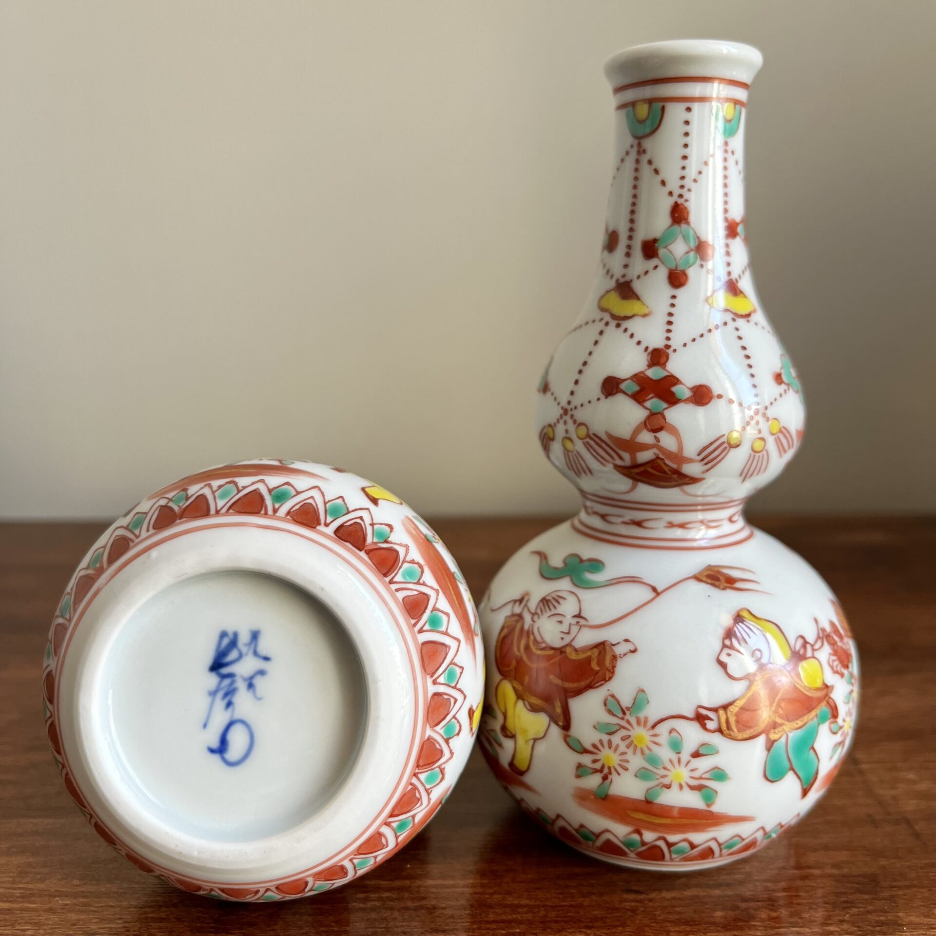 Paire De Petits Vases Japonais (2)