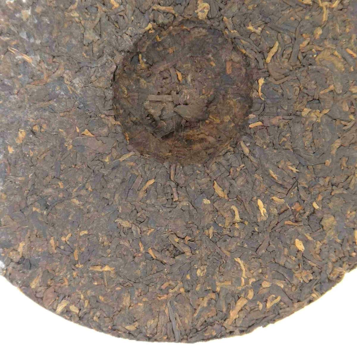 Pu'er Camphre Fermenté 2016 - détail de la galette
